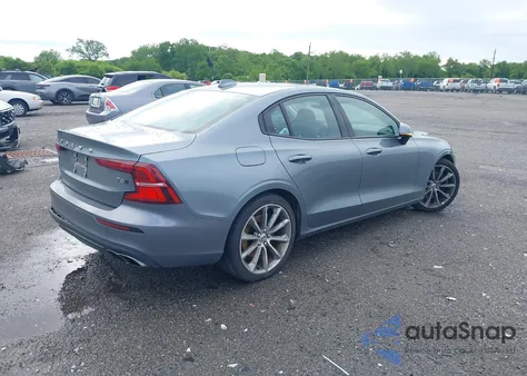 2020 Volvo S60 T6 Momentum from USA, damaged, VIN 7JRA22TK2LG065825